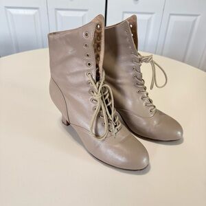 Capezio "Can-Can" Theatrical Boot Size 7W